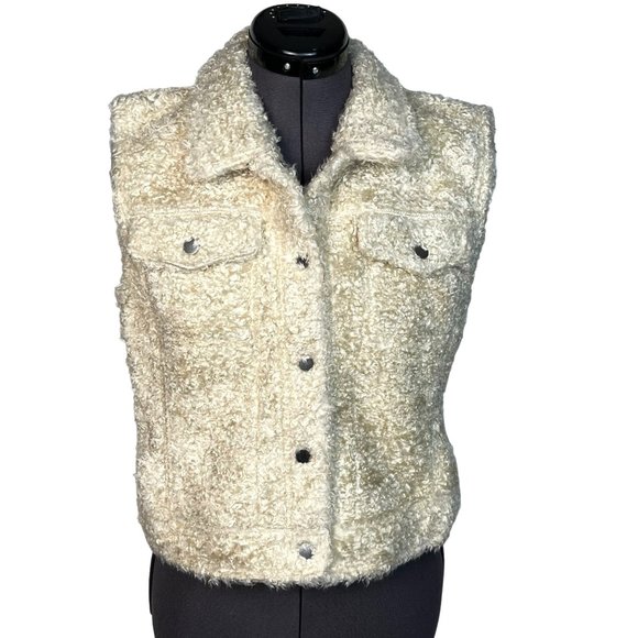 GAP Jackets & Blazers - Gap Sherpa Teddy Vest Snap-Front White Sz. S